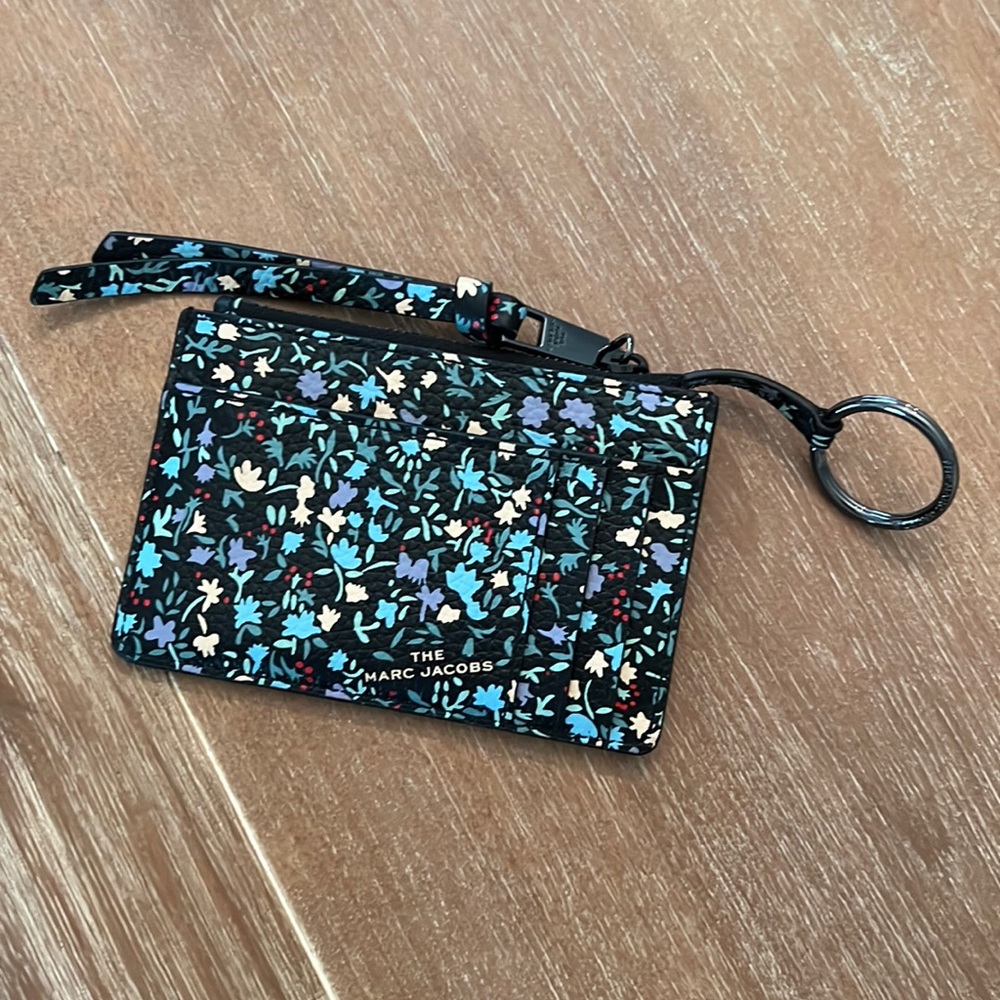 Marc Jacobs wallet